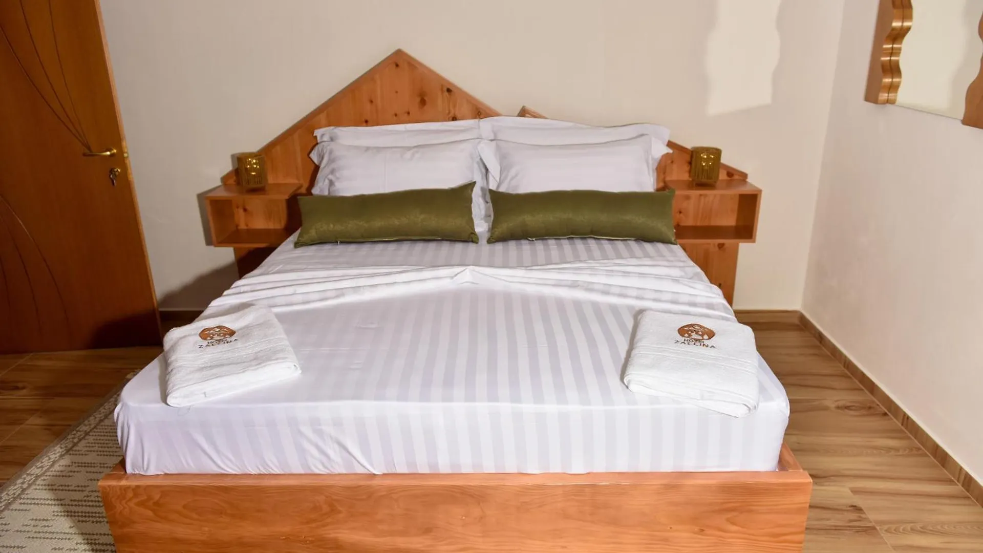 Hotel Zallina Theth 3*,