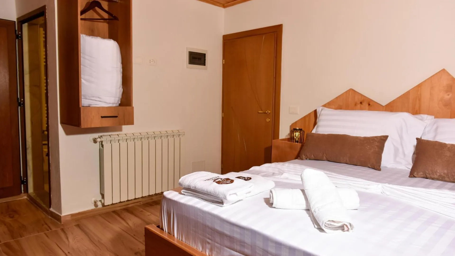 Hotel Zallina Theth 3*,  Albanie