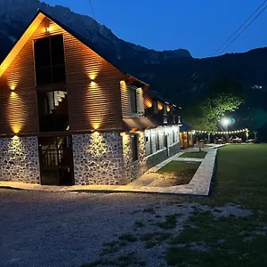  Casa de hóspedes Royal Land
